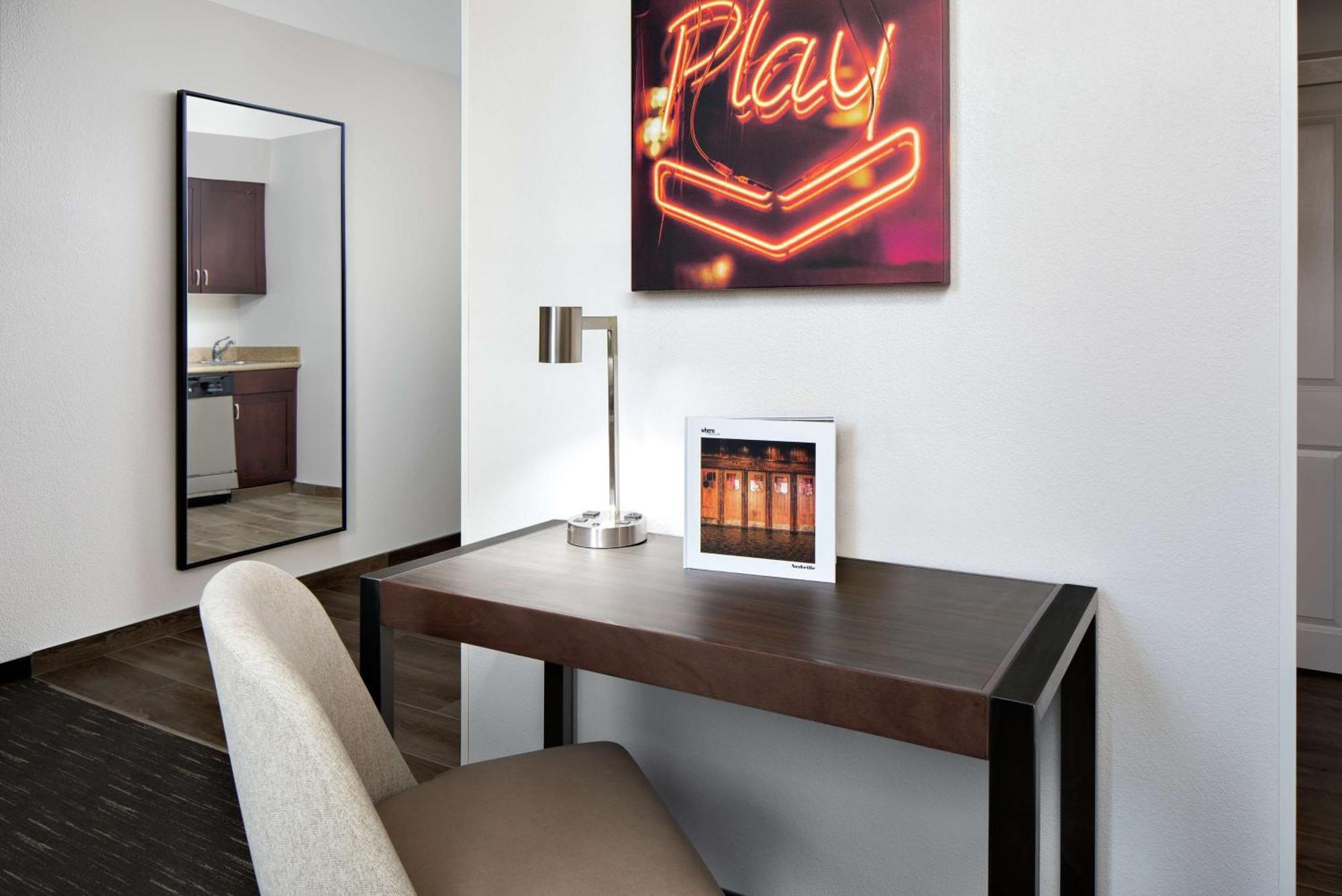 Homewood Suites By Hilton Nashville Downtown Eksteriør billede