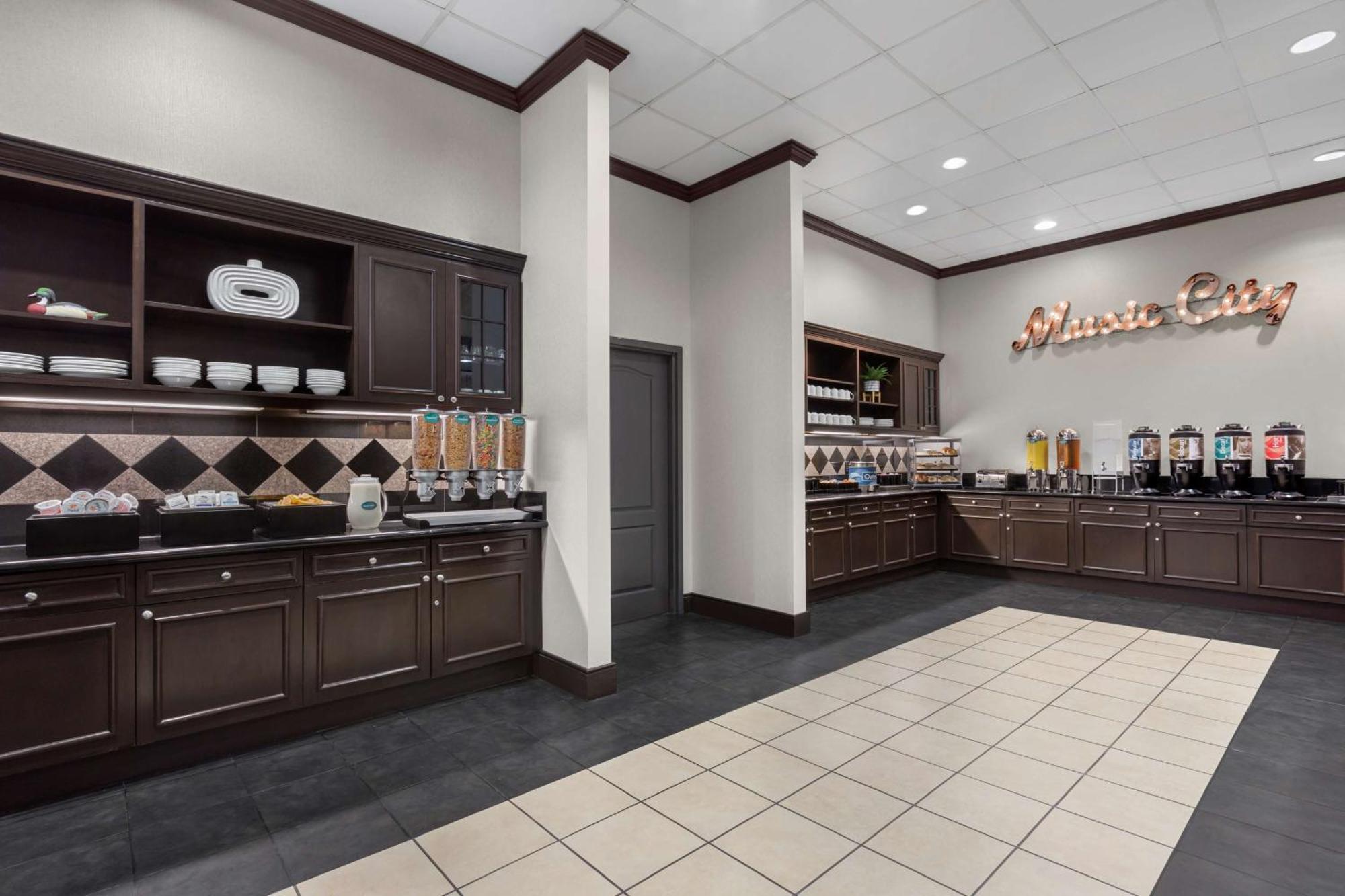 Homewood Suites By Hilton Nashville Downtown Eksteriør billede